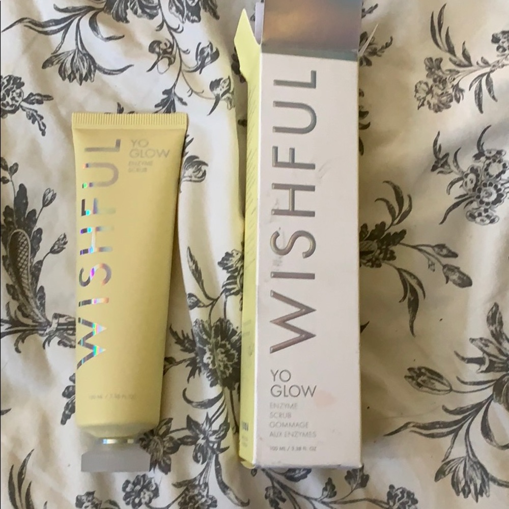 ❌ SOLD Wishful Yo Glow Enzyme Scrub SOLD ❌